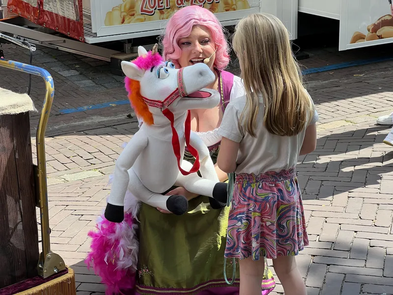 Luna de zingende Unicorn
