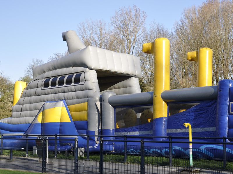 Pakket: Expedition Island