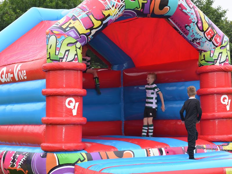 Pakket: the Battle Zone 