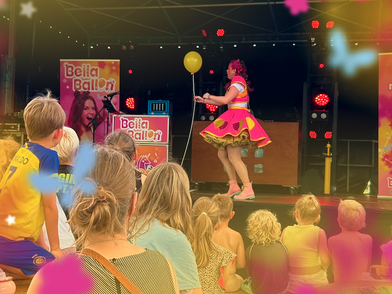 Bella ballon straattheater